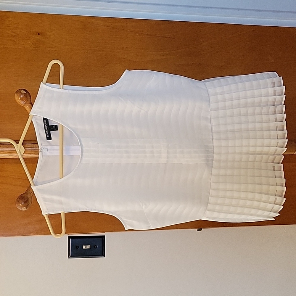 Banana Republic White Sleeveless Top